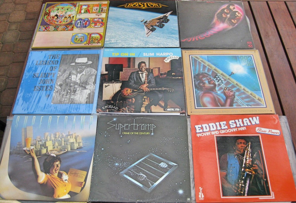Record Sale 190420 Front.jpg
