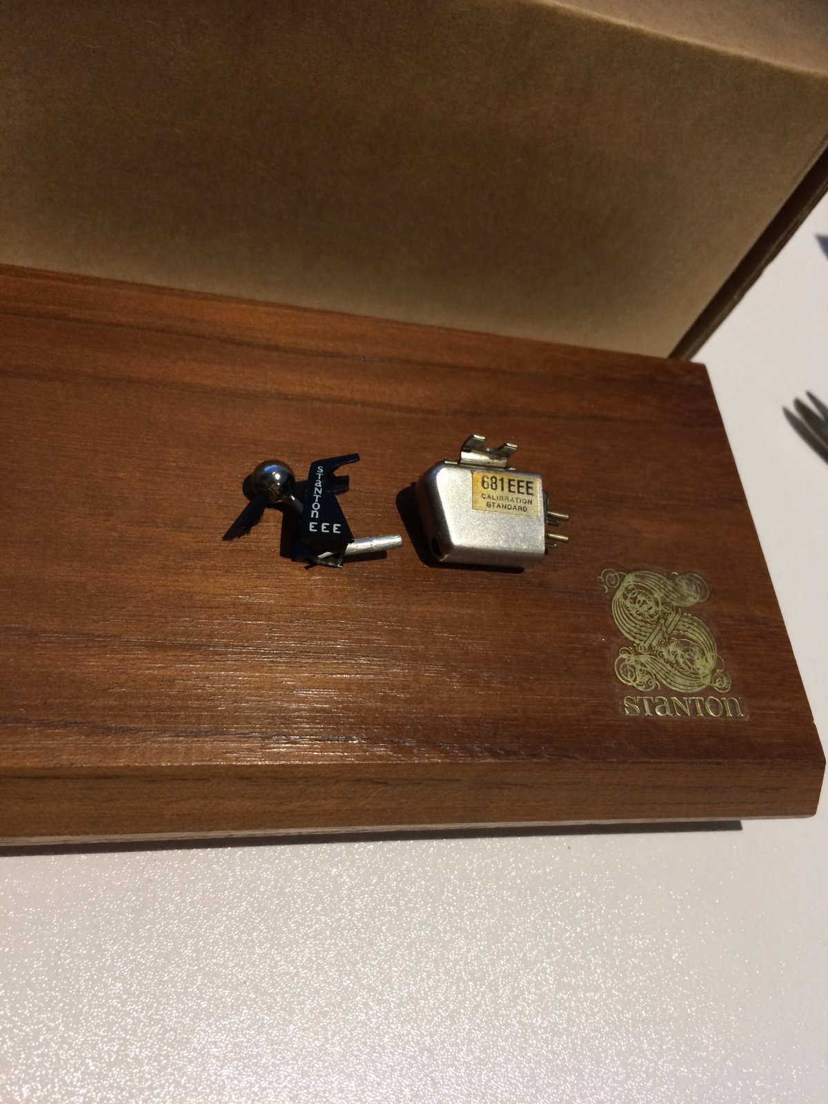 Cellule Stanton 981LZS Avec Stylet – Vintage étui Bois