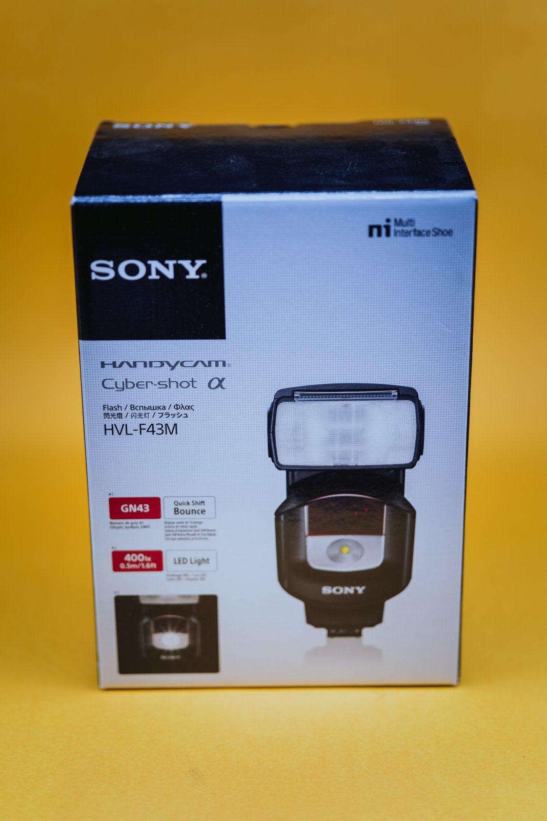 FS Sony HVLF43M flash and Phottix flash trigger and receiver