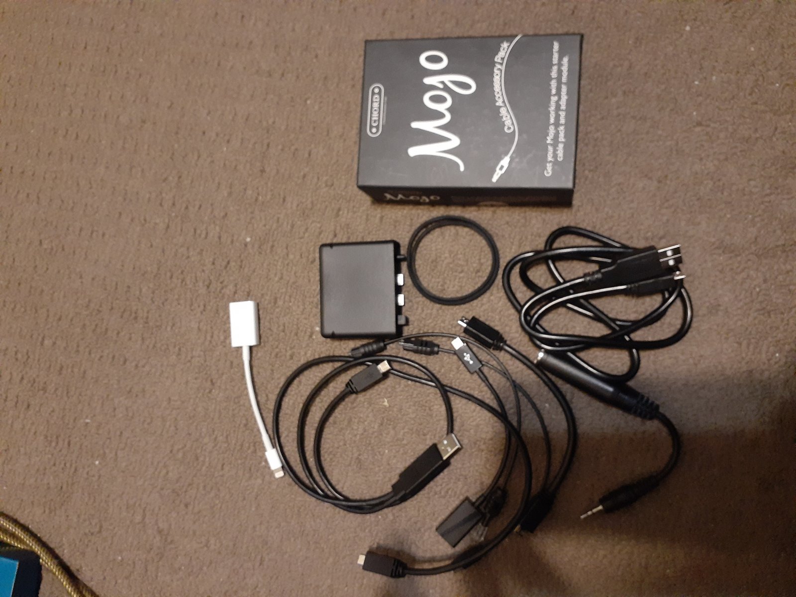 SOLD: FS: Chord Mojo Dac and Headphone amp w/ cable accessory pack