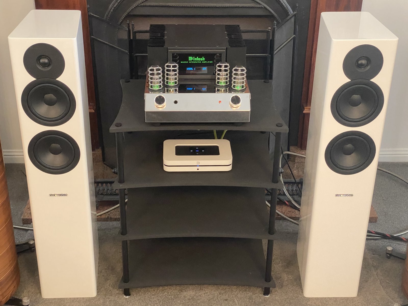 FS Dynaudio Evoke 30 Floorstanding Speakers ﻿ Stereo, Home Cinema, Headphones Components