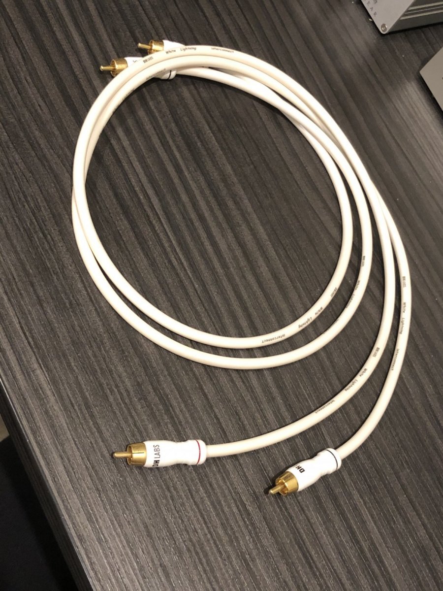 FS DH Labs White Lightning RCA (1m) ﻿ Stereo, Home Cinema, Headphones