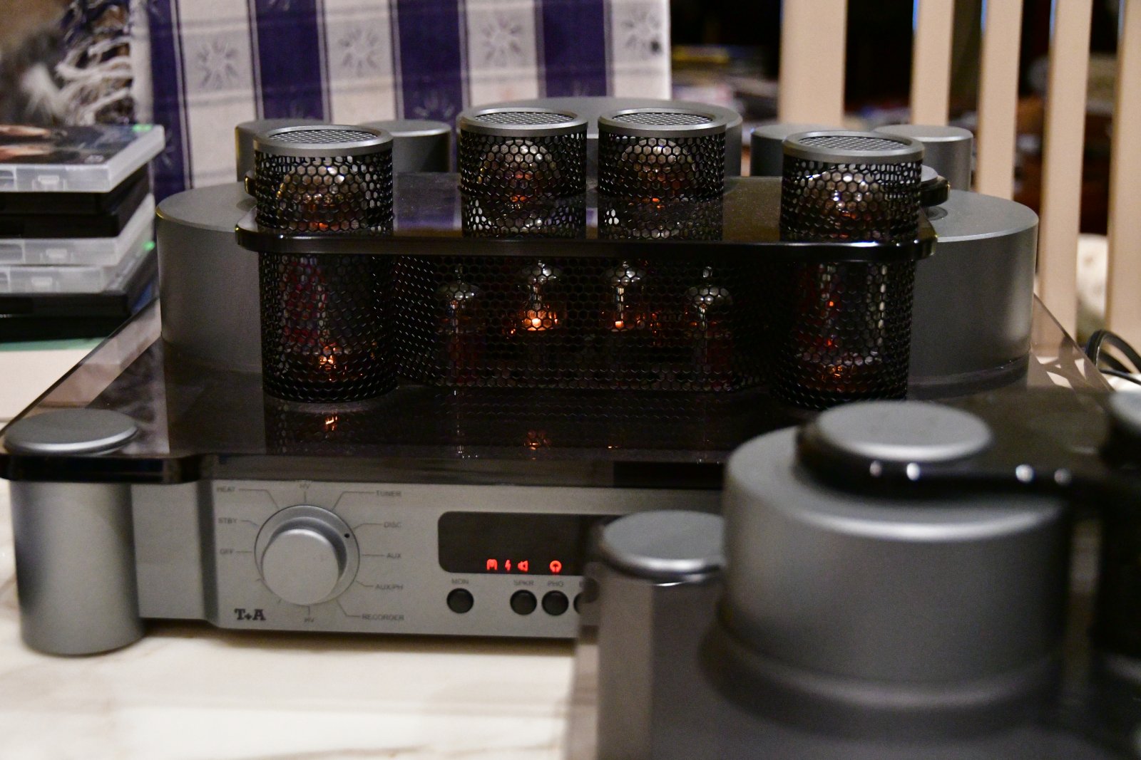 T+A V10 limited 25th Anniversary Integrated Amplifier - Stereo, Home ...