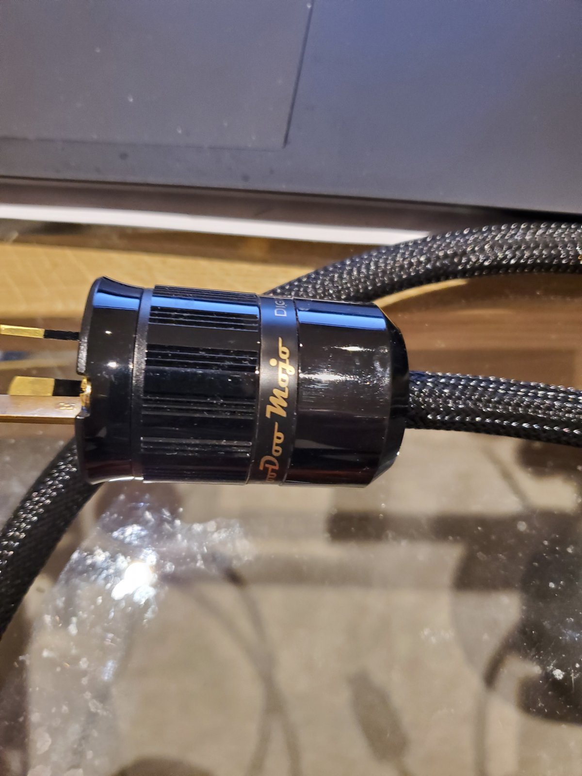 SOLD FSVoodoo Mojo power cable 180cm long iec 15amp sold a/w payment ﻿ Stereo, Home Cinema