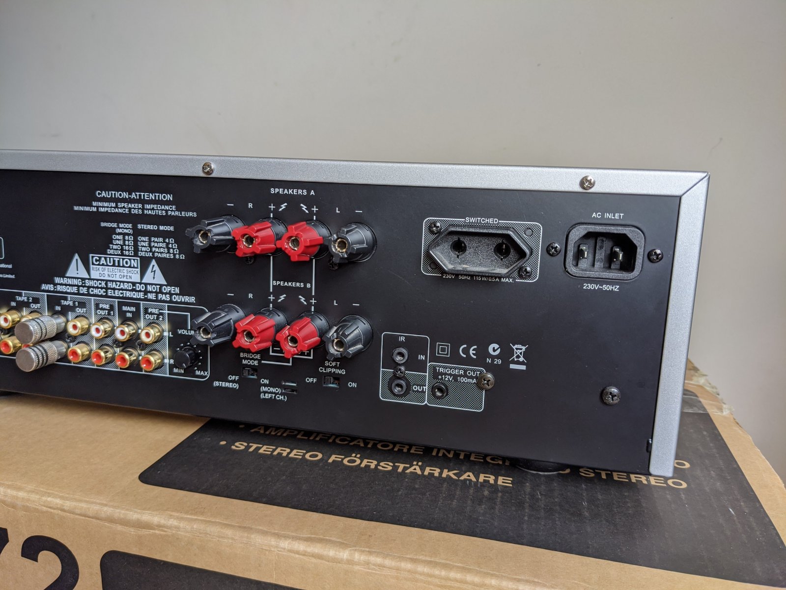 Kit De Réparation Condensateurs Pour Ampli Stéréo NAD C372 - Neuf