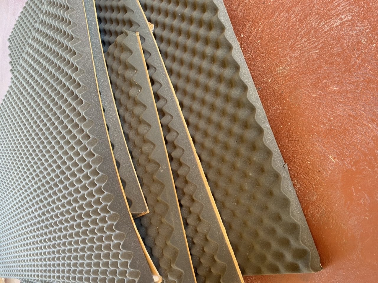 Eggshell Acoustic Foam Panel - Stereo, Home Cinema, Headphones ...