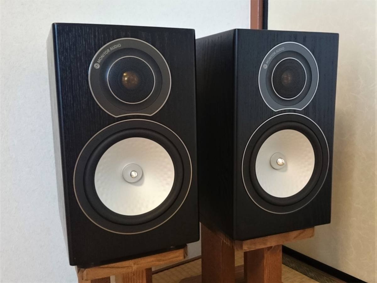 FS: Excellent condition Monitor Audio Silver RX1 bookshelf speaker ...