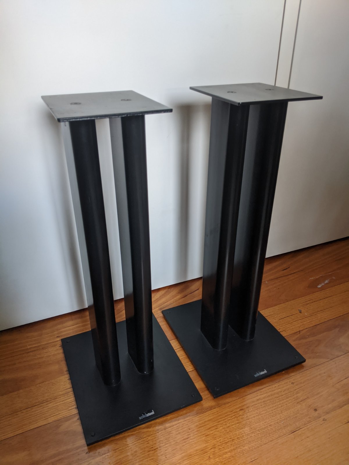 FS: Solidsteel ZX6 speaker stands - Stereo, Home Cinema
