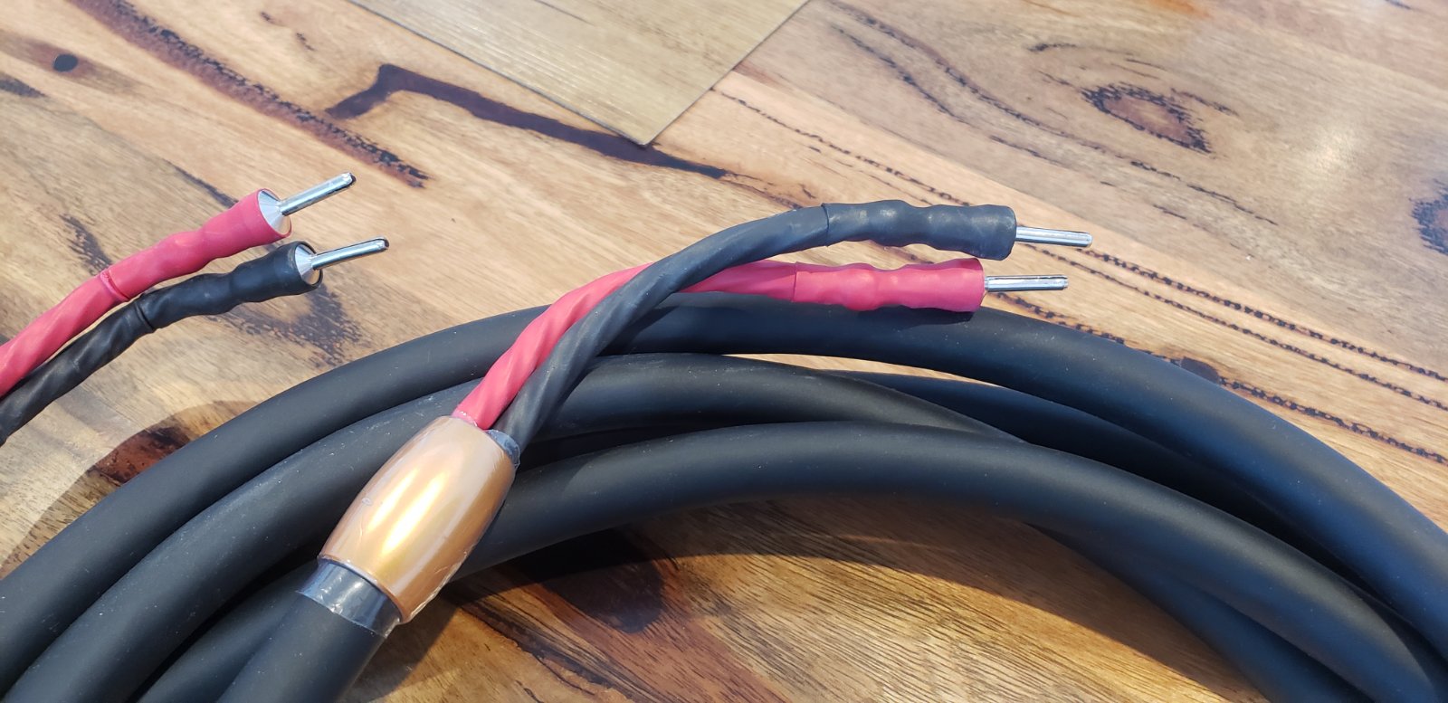 FS Cardas Clear Reflection Speaker Cables 2.5m with banana plugs ﻿ Hi