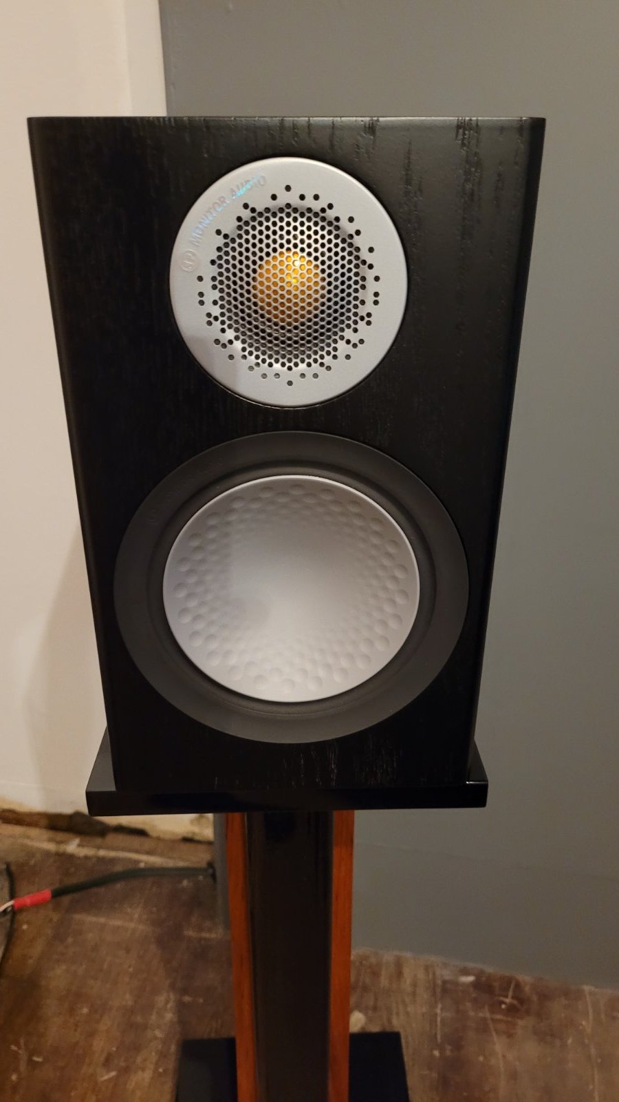 WITHDRAWN: FS: Monitor Audio Silver 50 Bookshelf Speakers |﻿ Stereo ...