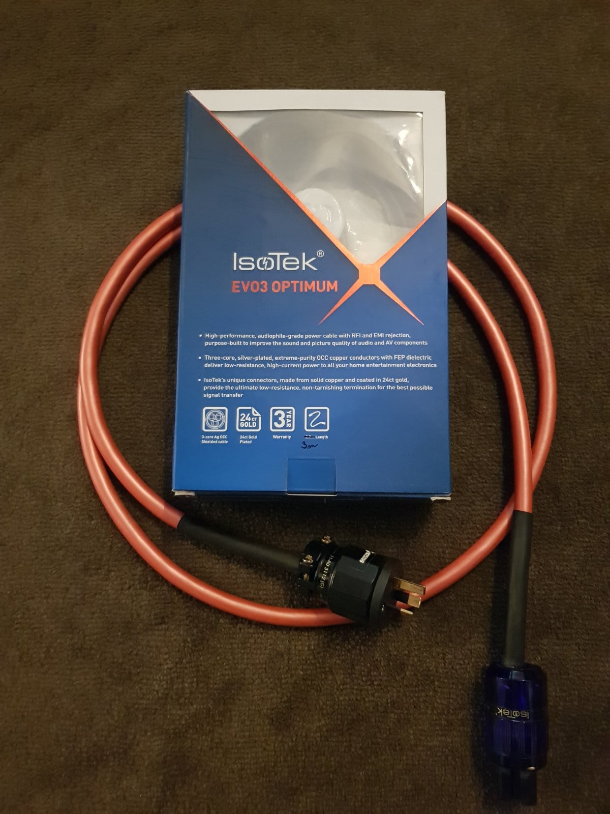 SOLD FS Isotek Evo3 Optimum 3M ﻿ HiFi and Cinema Cables & Accessories