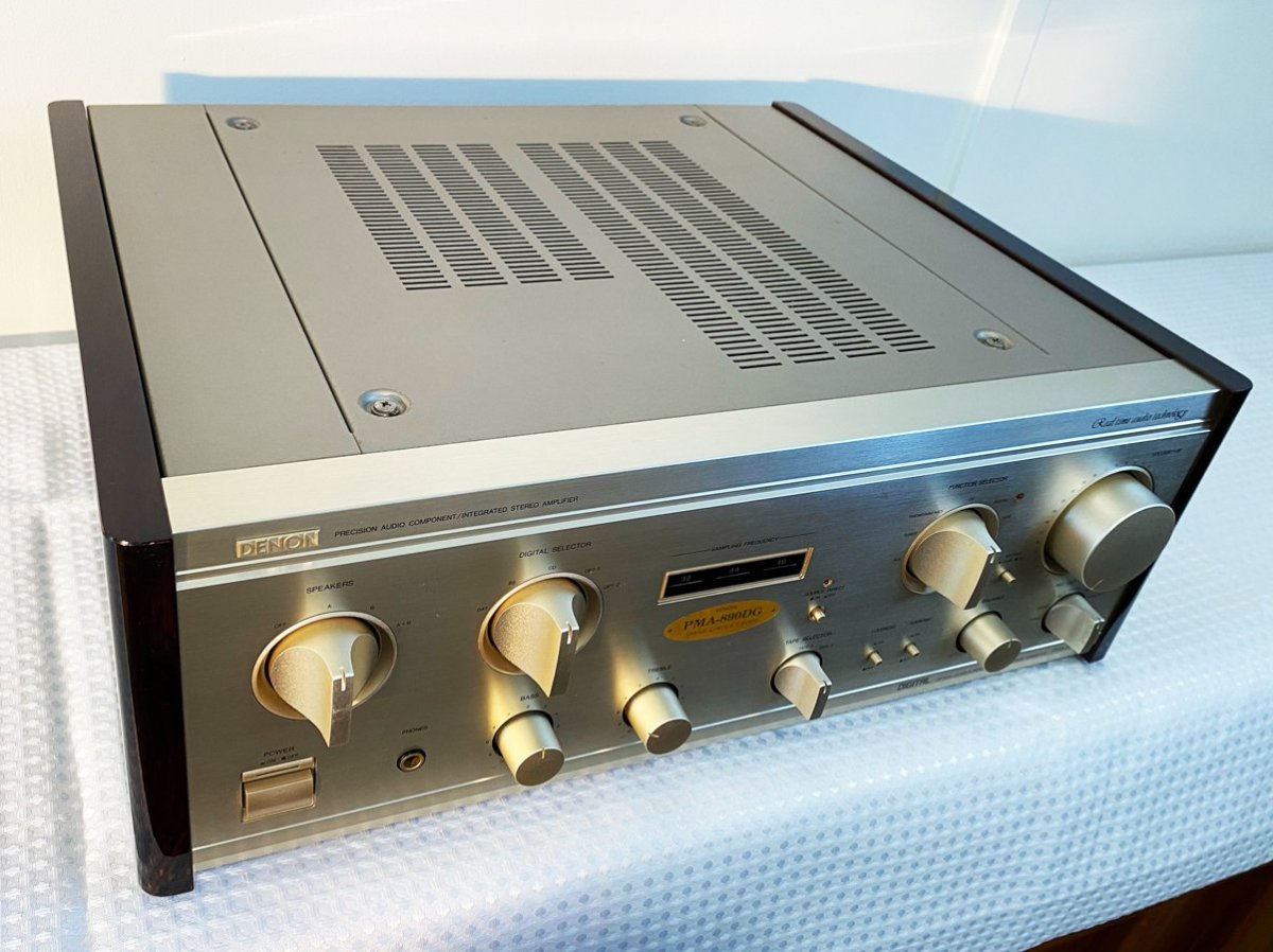 Denon PMA-890DG “Special Limited Edition” Integrated Amplifier