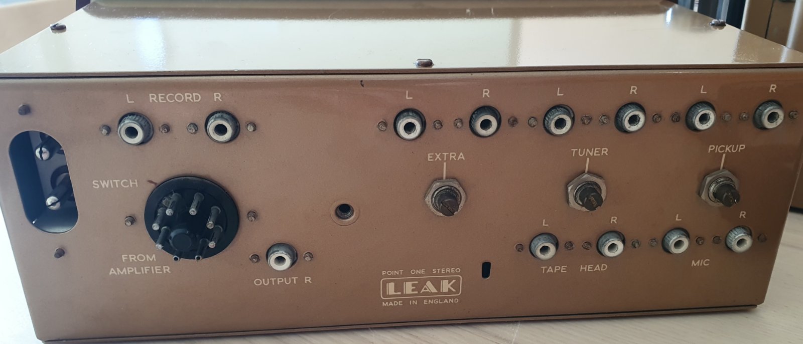 FS Leak Stereo 20 and Point One Preamp, restored with extra (like new) tube Set. ﻿ Stereo