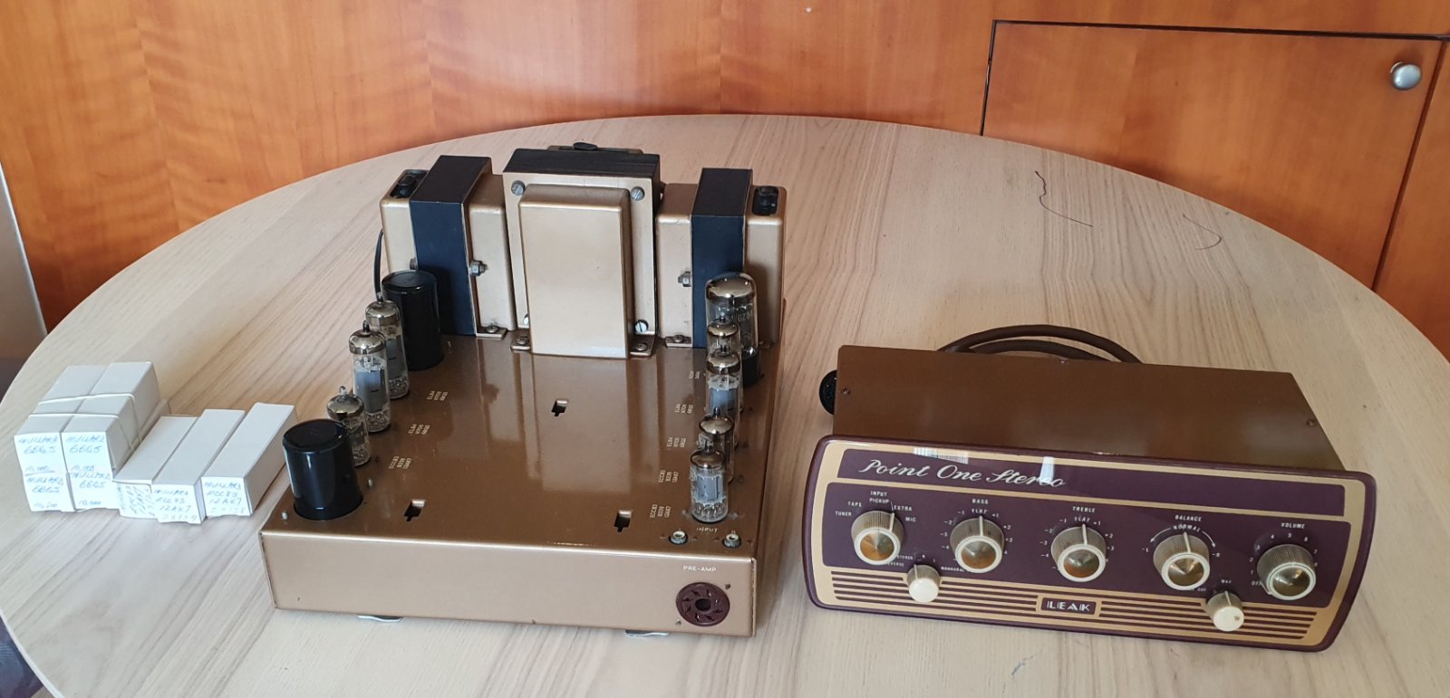 FS Leak Stereo 20 and Point One Preamp, restored with extra (like new) tube Set. ﻿ Stereo
