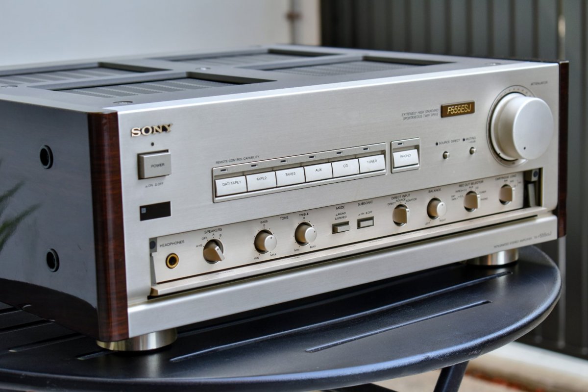 最上位機種・シリーズ最終型・美品SONY TA-F555ESJ 最上位機種
