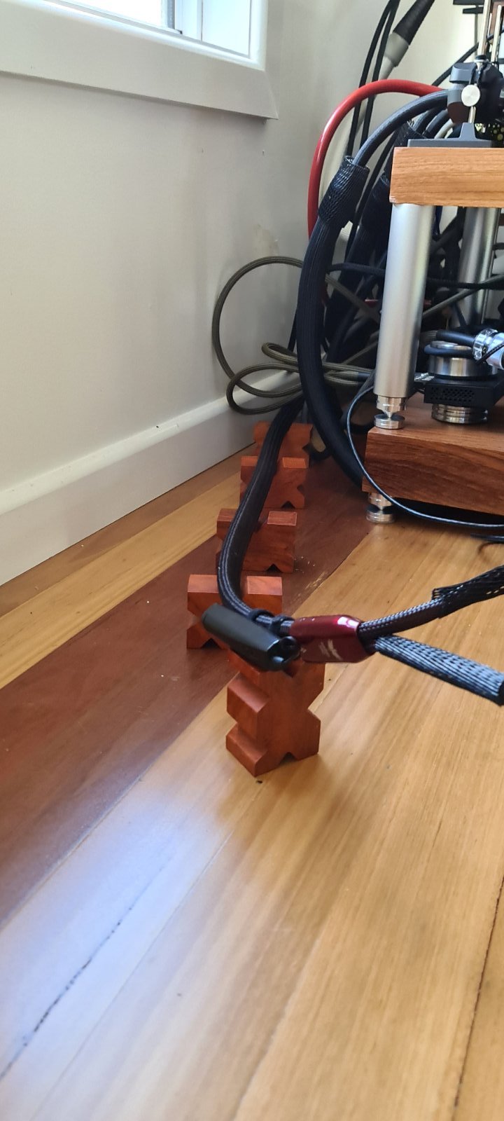 Redwood cable lifters x10 ﻿ HiFi and Cinema Cables & Accessories