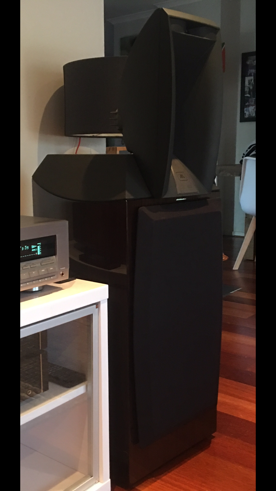 Vinyl Wrapping ﻿ Speakers, Soundbars and Subwoofers