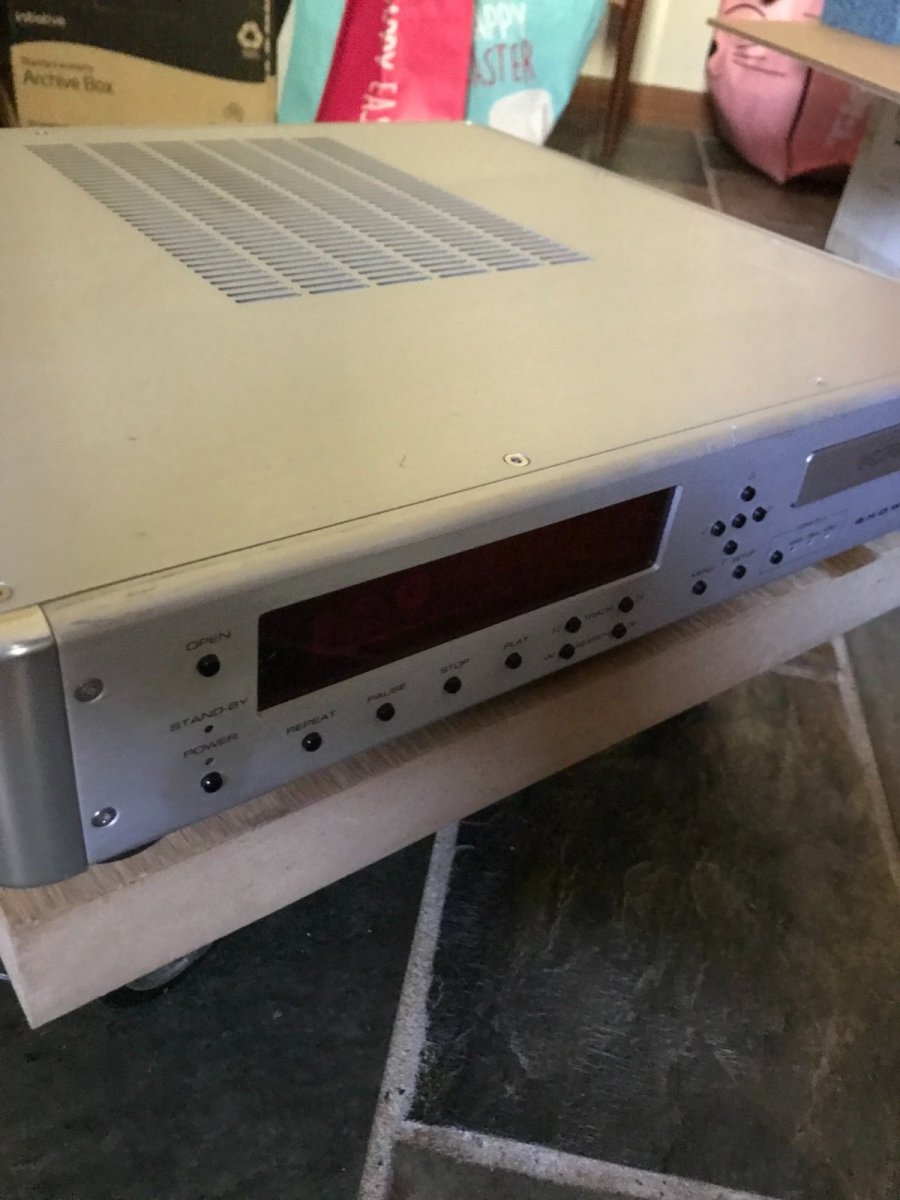 FS Krell showcase cd/dvd Transport. ﻿ Stereo, Home Cinema, Headphones