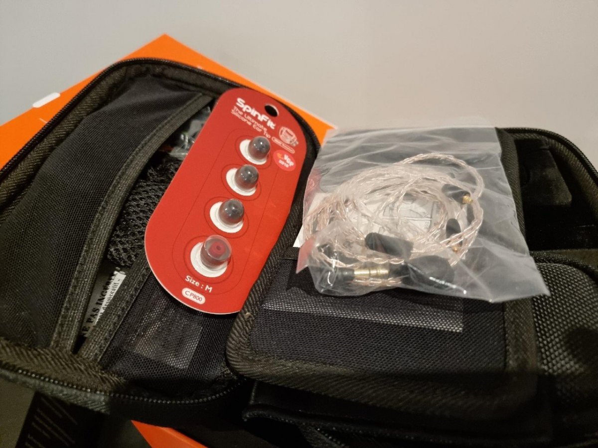 Westone W80 (Gen 1) with new set of spinfit tips in original box with ...