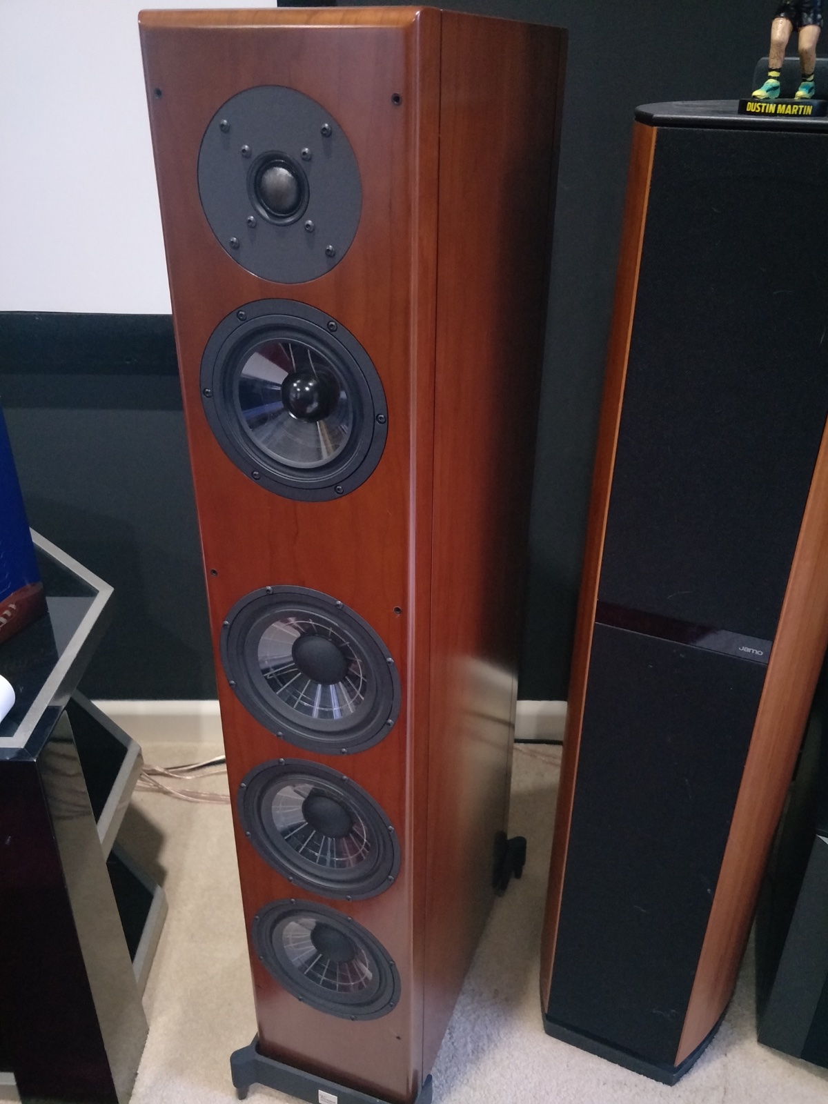 SOLD: VIENNA acoustics BEETHOVEN CONCERT GRAND - Stereo, Home 