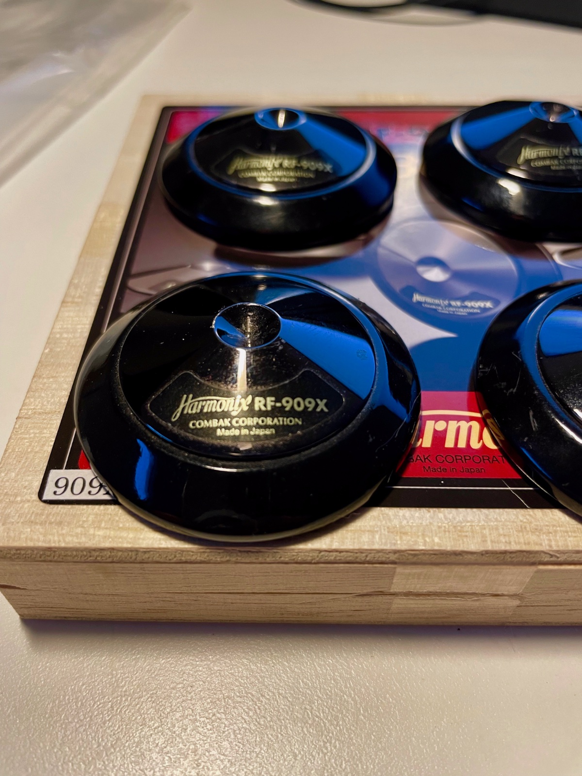 SOLD: FS: Combak Harmonix RF909x spike bases - set of 4. - Hi-Fi