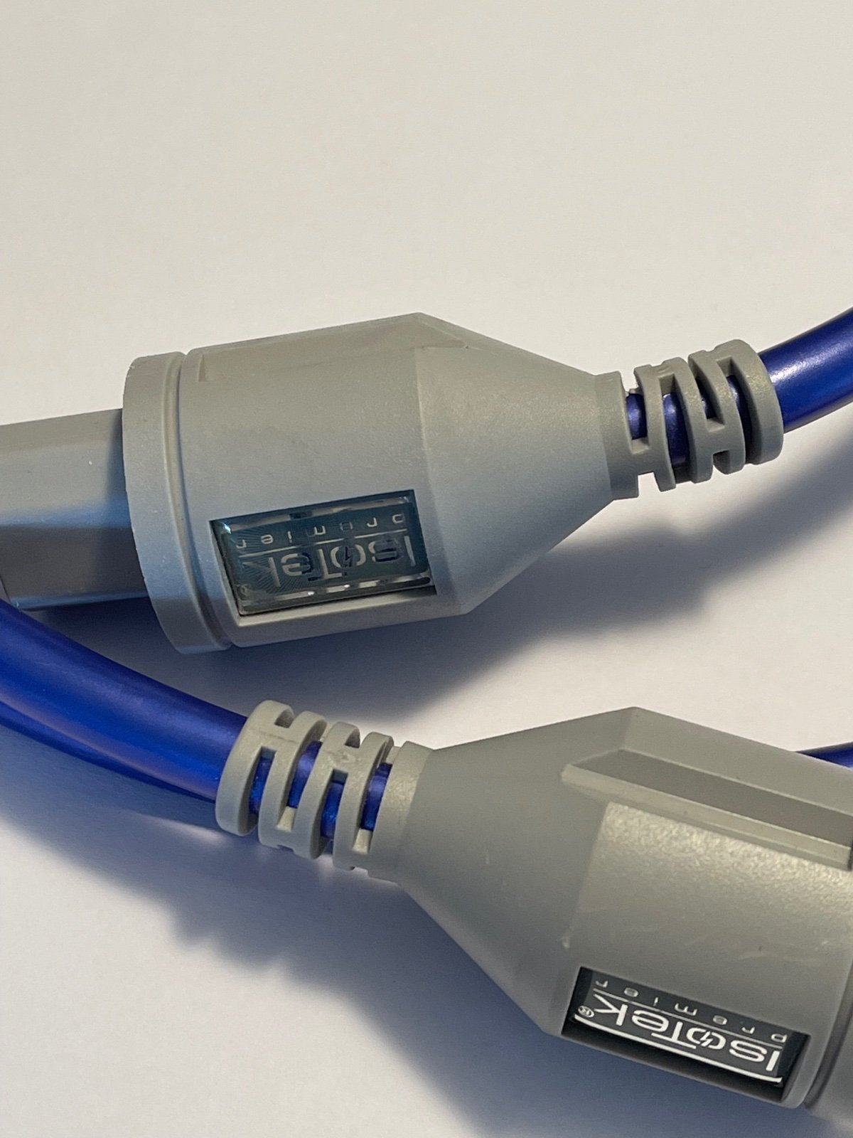 FS IsoTek Evo3 Premier 1.5M Power Cable Pending ﻿ HiFi and Cinema