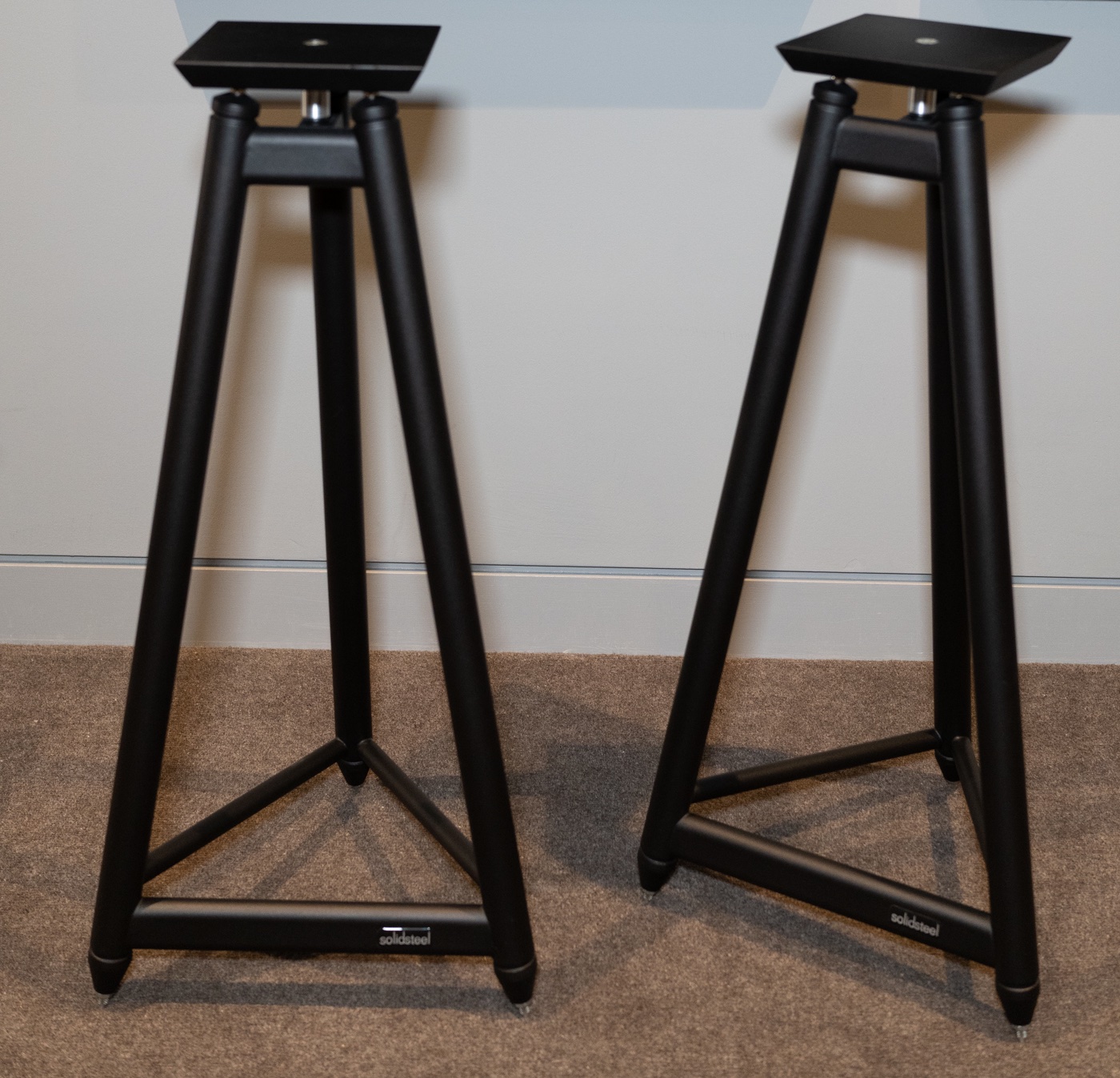 Solidsteel SS7 Speaker Stands ﻿ HiFi and Cinema Cables & Accessories