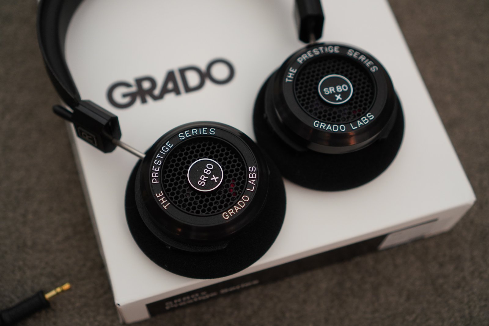【mod】Grado SR80X 3.5 recable custom ver. Grado SR80X Detachable cable mod and a look at changes in