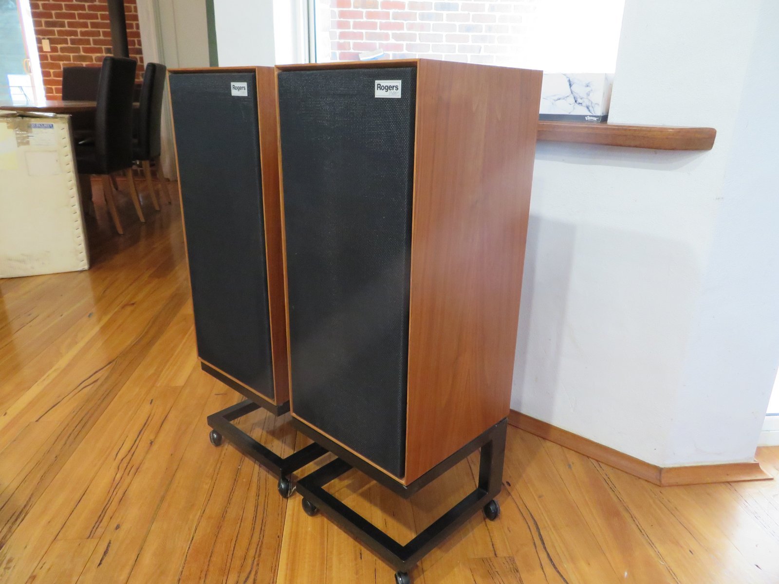 FS. Rogers Studio 1 Speaker - Stereo, Home Cinema