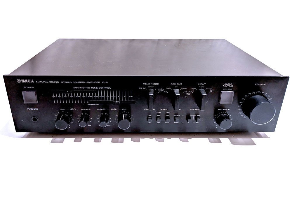 Yamaha C-6 Mk1 Pre-Amplifier - Commercial Classifieds