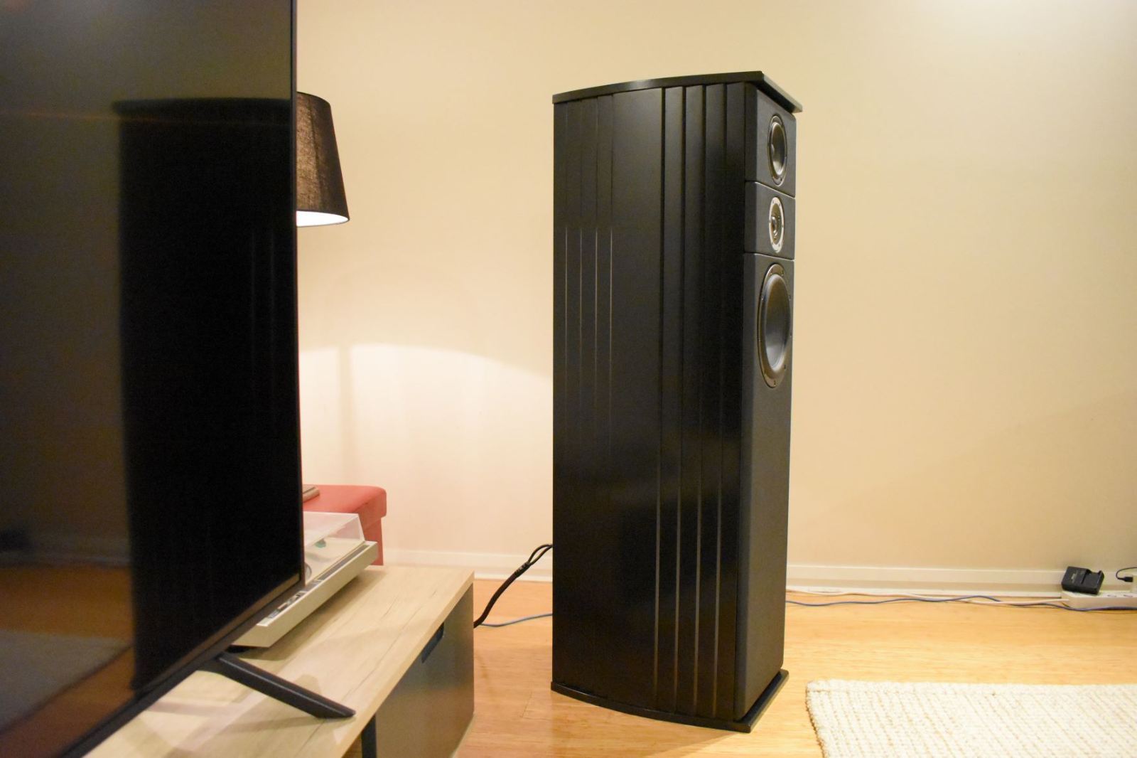 Adelaide Speakers/Artisan Speakers ﻿ Stereo, Home Cinema, Headphones Components