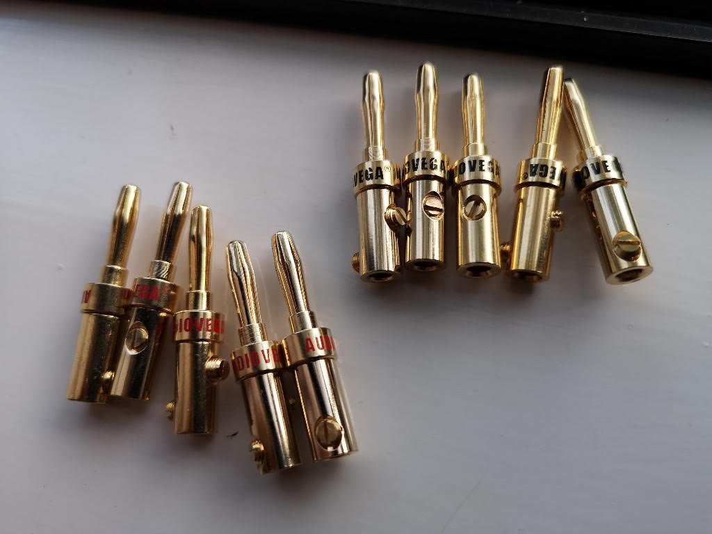 FS Quality Banana plugs & Spades ﻿ HiFi and Cinema Cables & Accessories