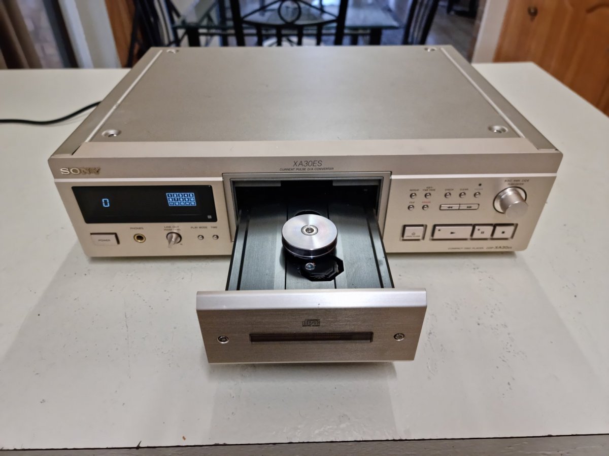 FS: Sony CDP-XA30ES cd player - Stereo, Home Cinema, Headphones