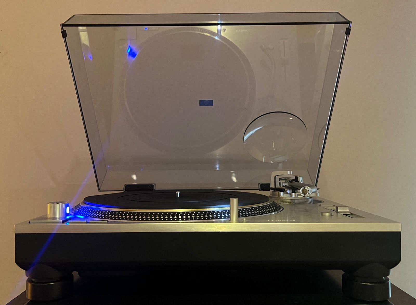FS: Technics 1200G Grand Class Direct Drive Turntable Made