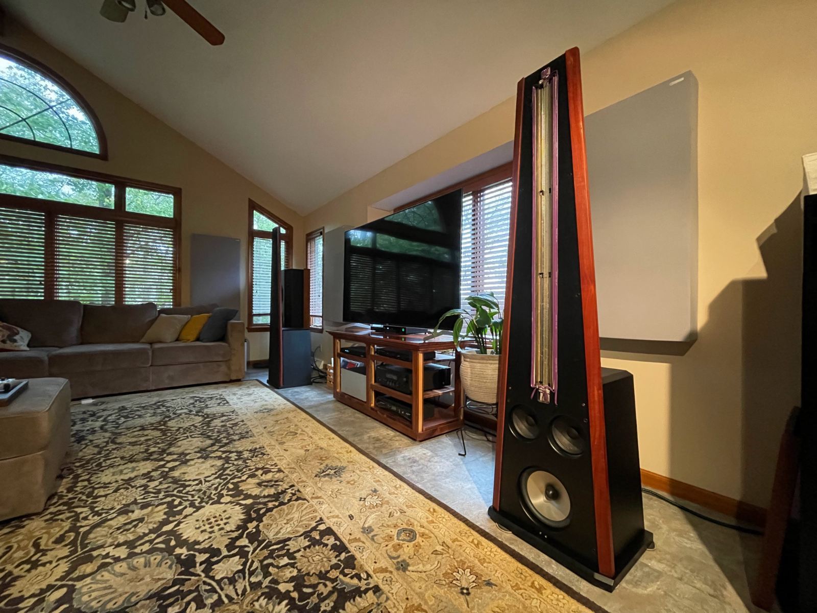 Ambience Grand Reference 1800 |﻿ Speakers, Soundbars and Subwoofers