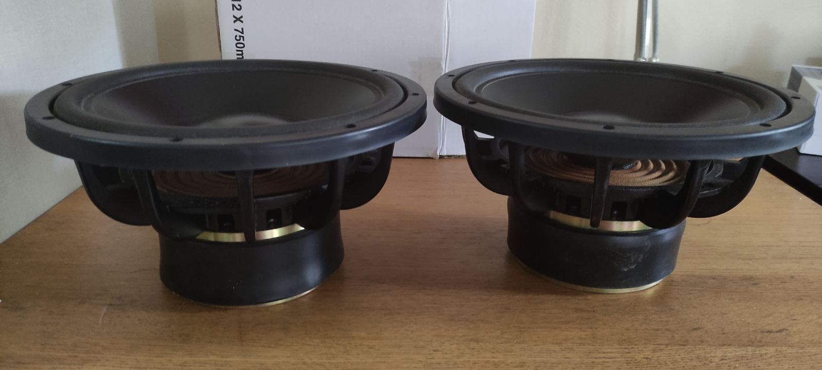 Lambda Acoustics (Acoustic Elegance) PB12 drivers