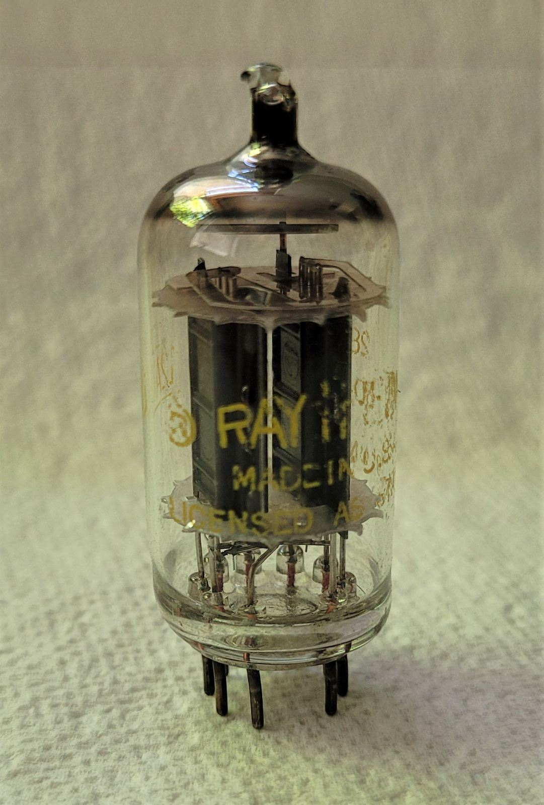 Raytheon 12AX7 USA Single Tube. 1960 - Hi-Fi and Cinema Cables ...