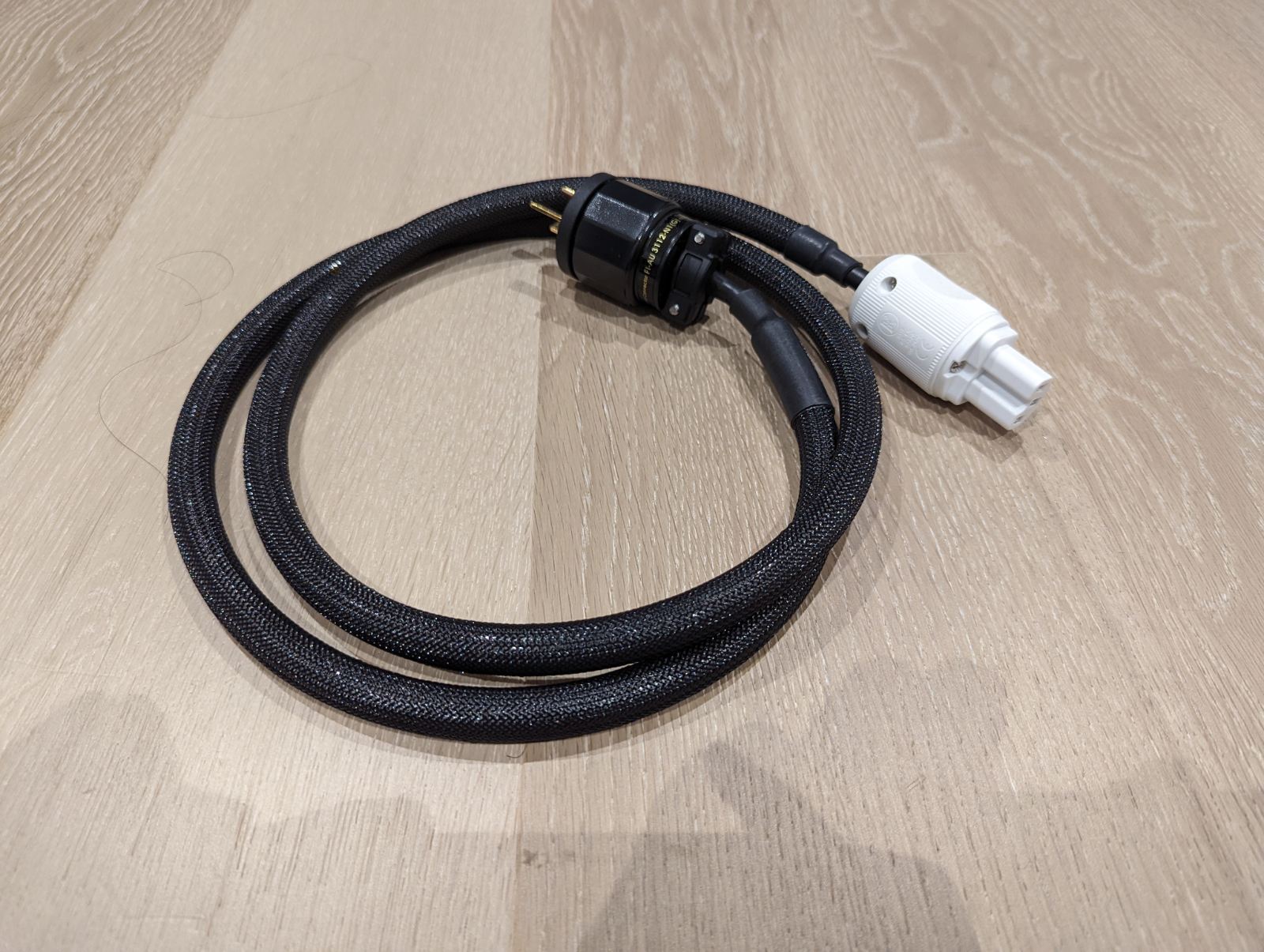 FS Chord Signature Power Cable 1.5M C15 ﻿ HiFi and Cinema Cables