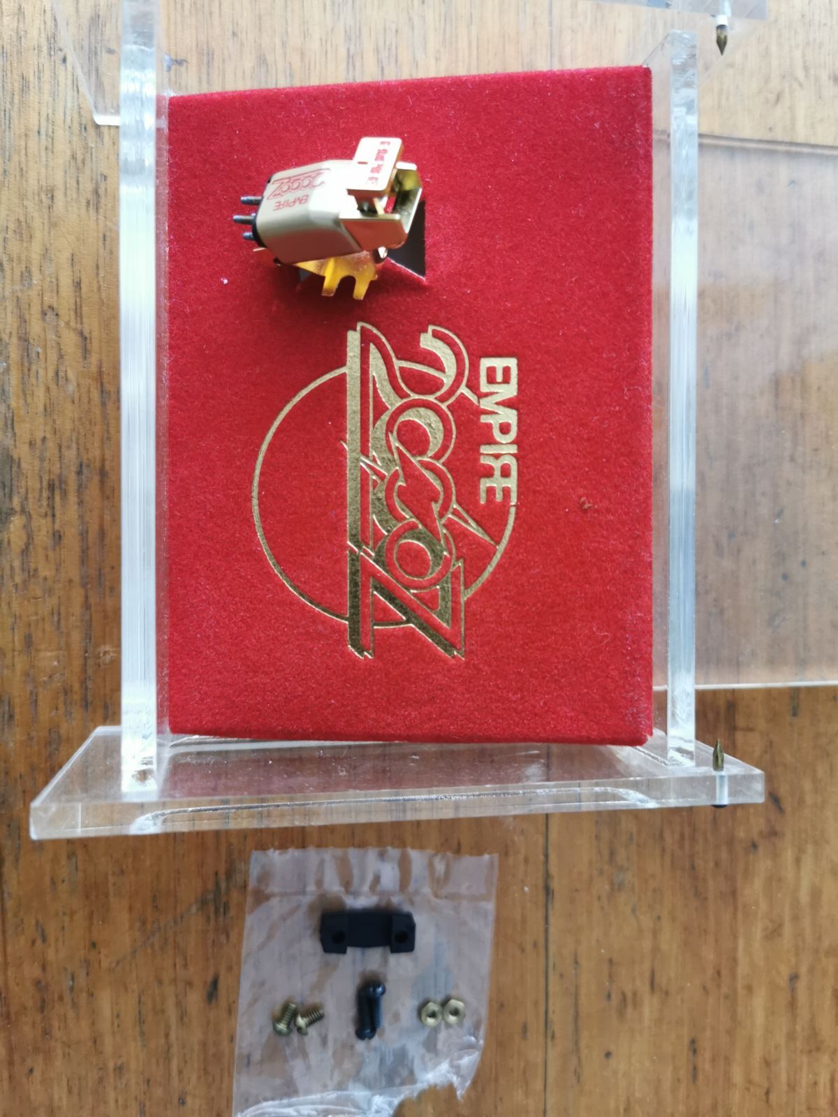 FS Empire 2000Z cartridge plus spare stylus ﻿ Stereo, Home Cinema