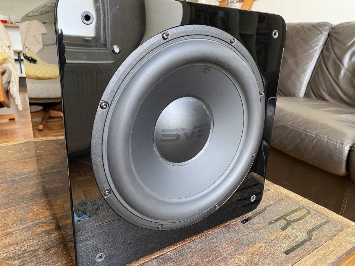 SVS SB 2000 Piano Black with New Sledge STA-500D Amplifier +Faulty ...