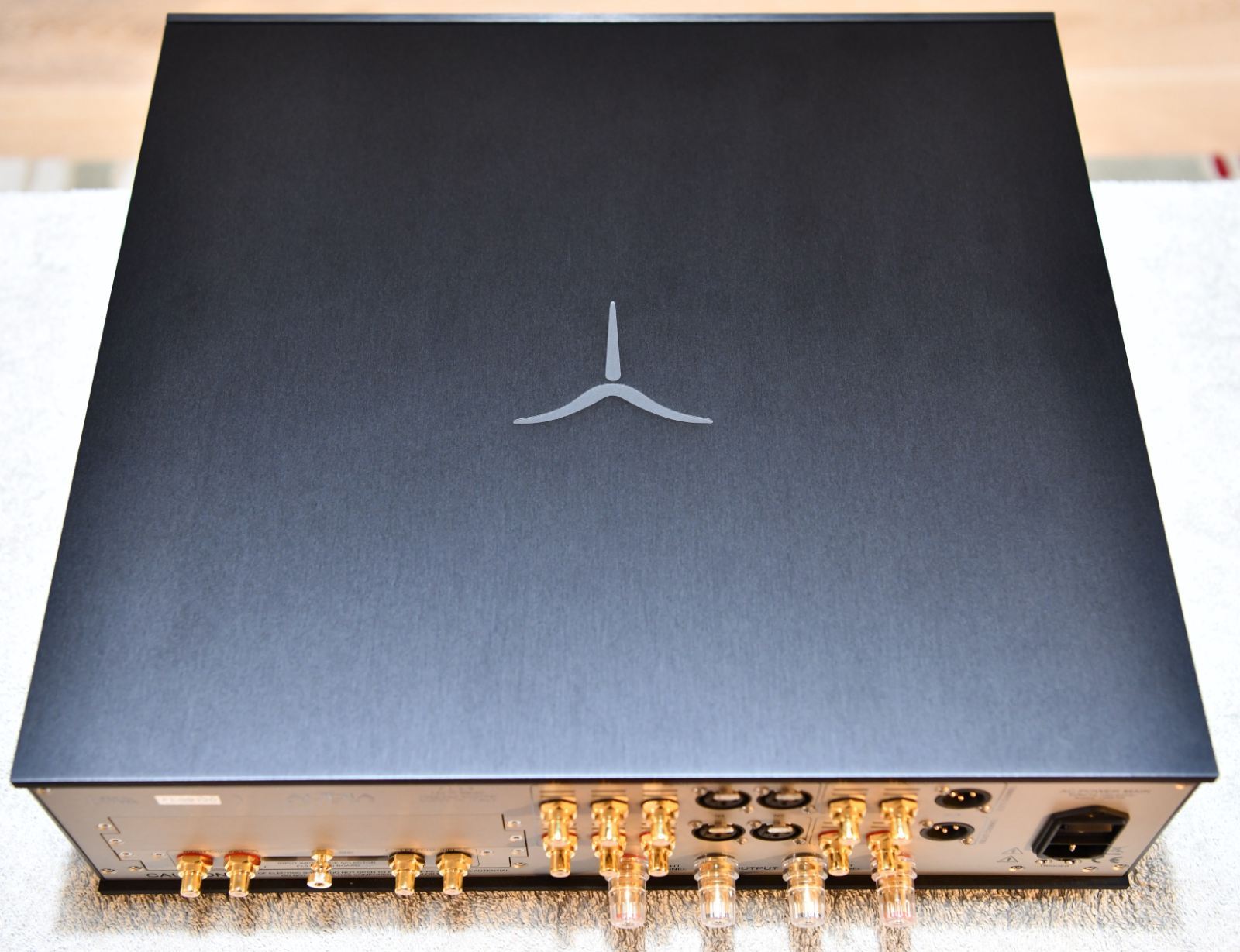 FS Audia Flight FLS9 Integrated Amplifier with MM/MC Phono Stage