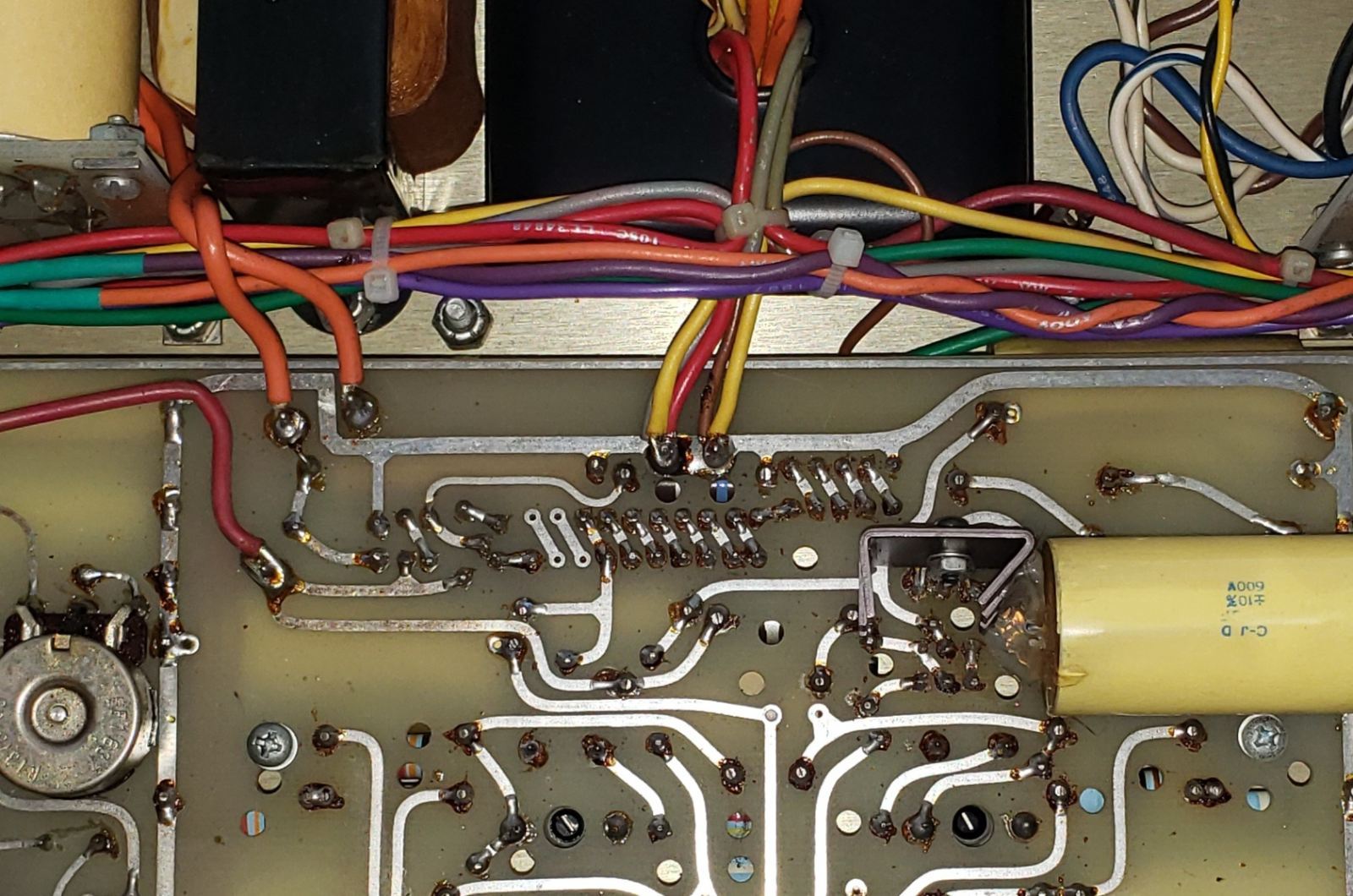 Push pull vs single ended. ﻿ Stereo Amplifiers & PreAmps
