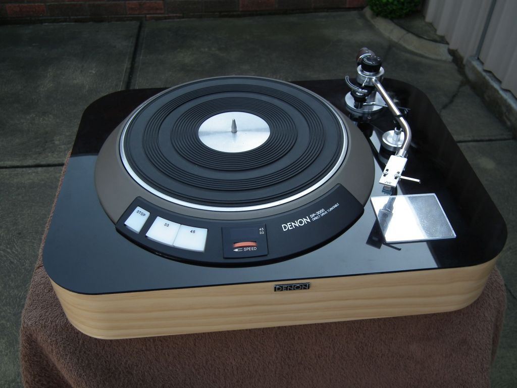 FS: Denon DP-3000 turntable on custom heavy plinth, and Victor QL