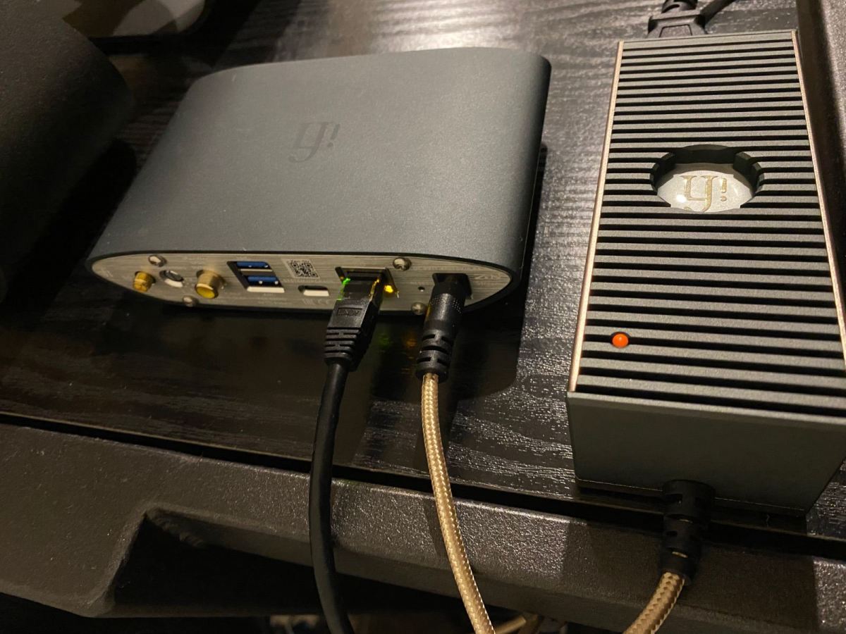 FS: ifi zen stream with BONUS iPower 12v power supply - bought