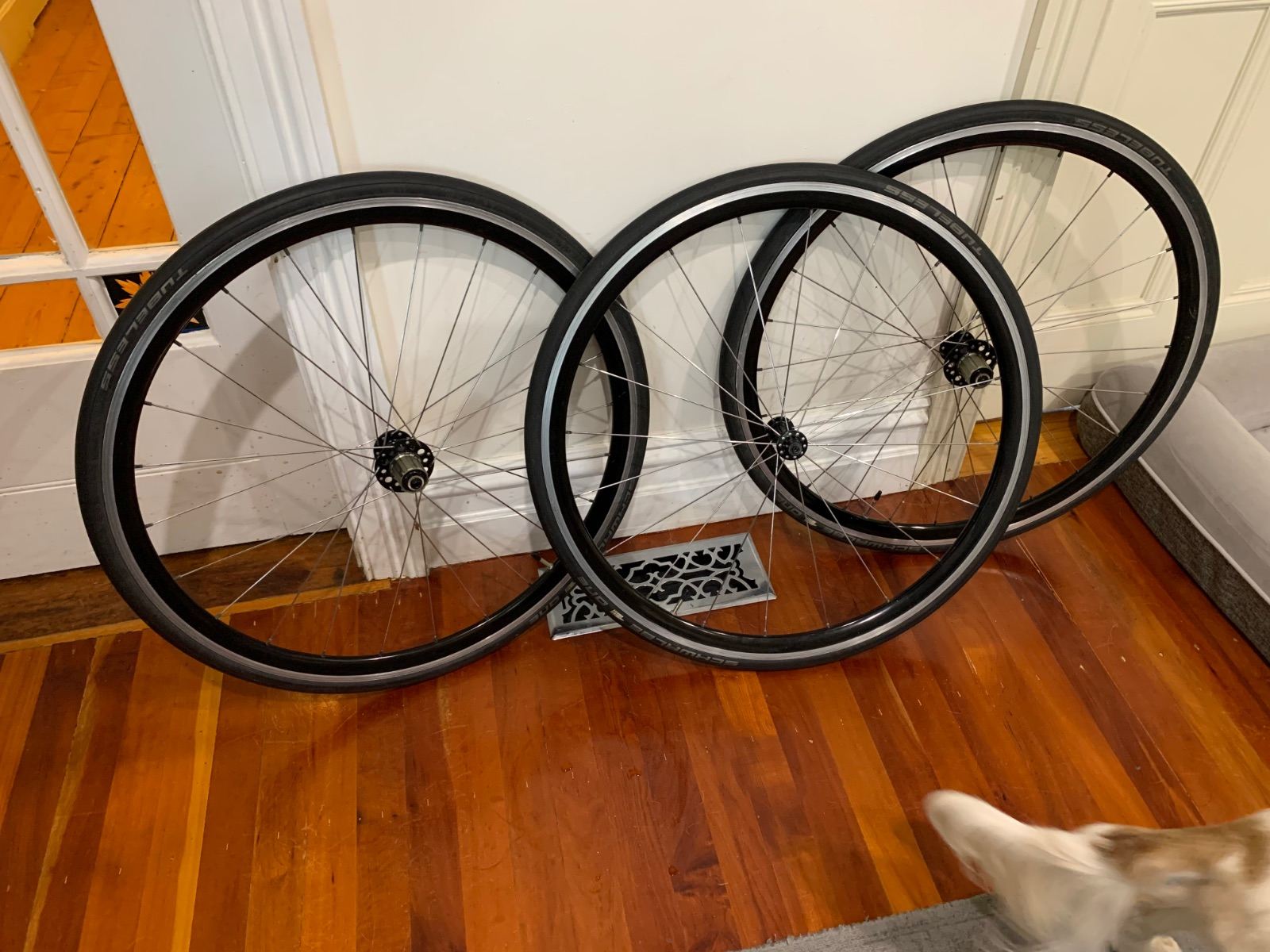 NO LONGER FS SOLD ELSEWHERE Handmade tubeless bike wheels x 3