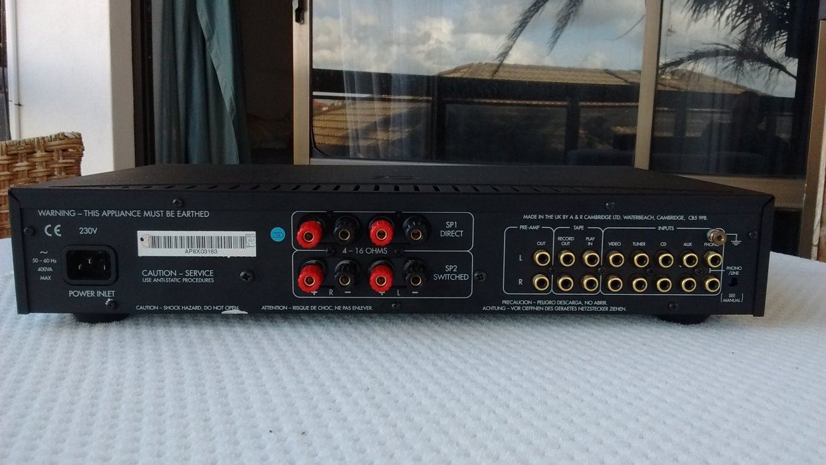 FS: Arcam Alpha 8 amplifier - Stereo, Home Cinema, Headphones