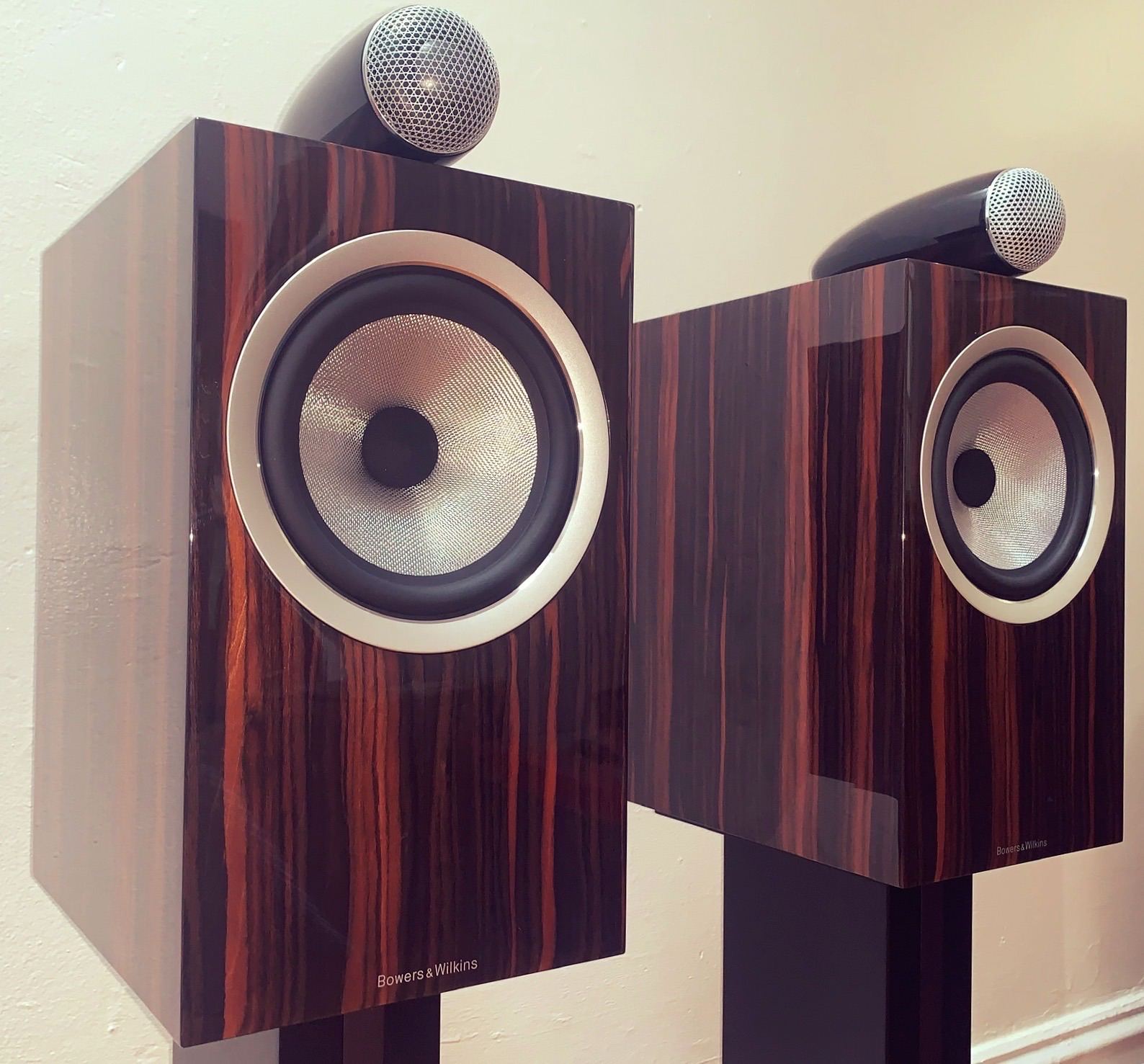 FS Bowers & Wilkins 705 Standmount Speaker with matching FS700 Stands