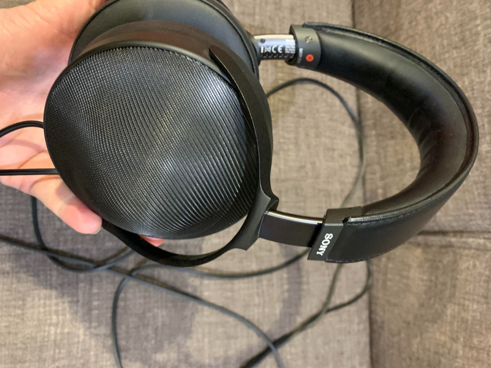 FS: Sony MDR-Z1R Over the Ear Headphones |﻿ Stereo, Home Cinema