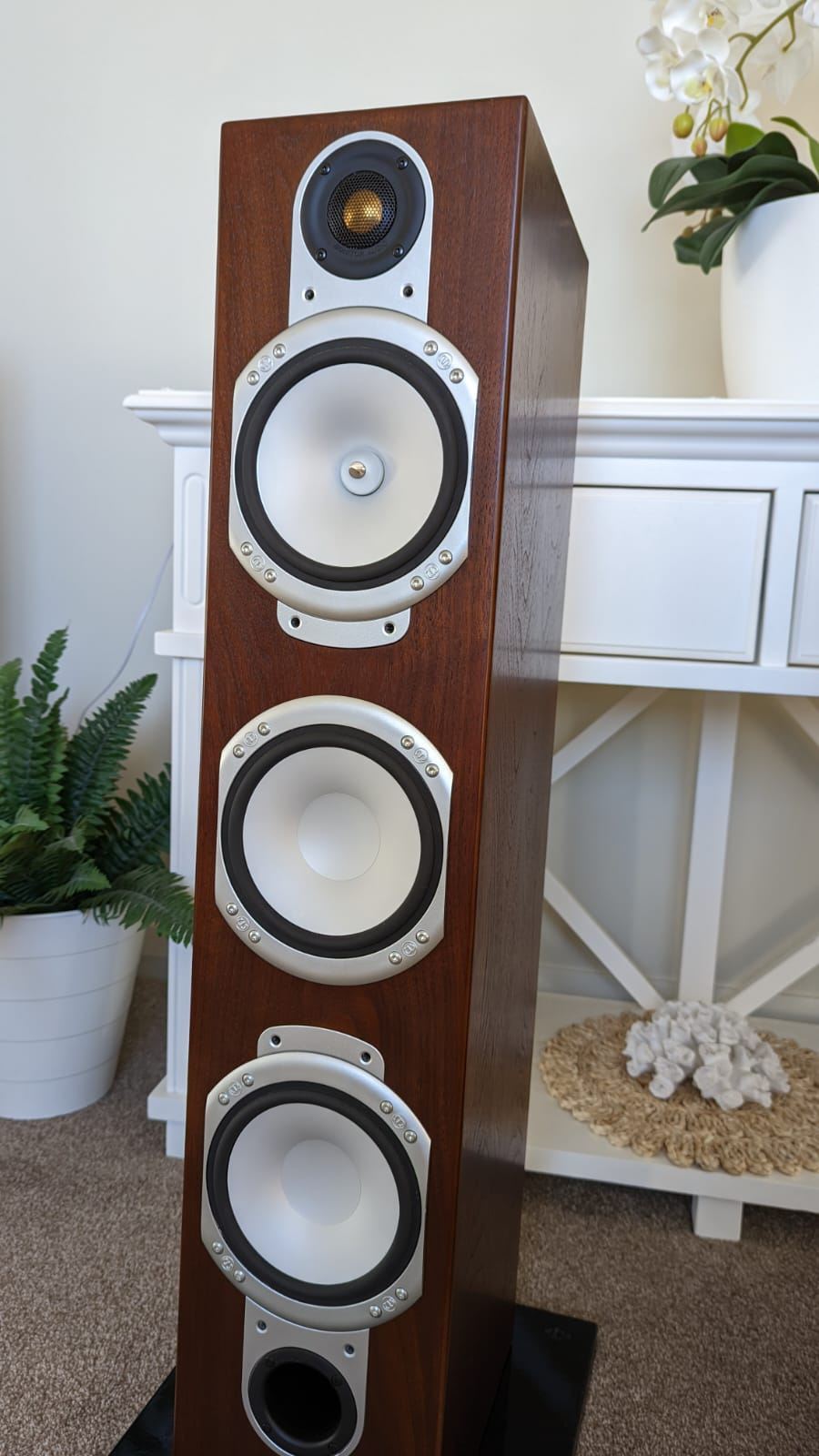 Monitor Audio Silver RS8. Floorstanding speakers. ﻿ Stereo, Home