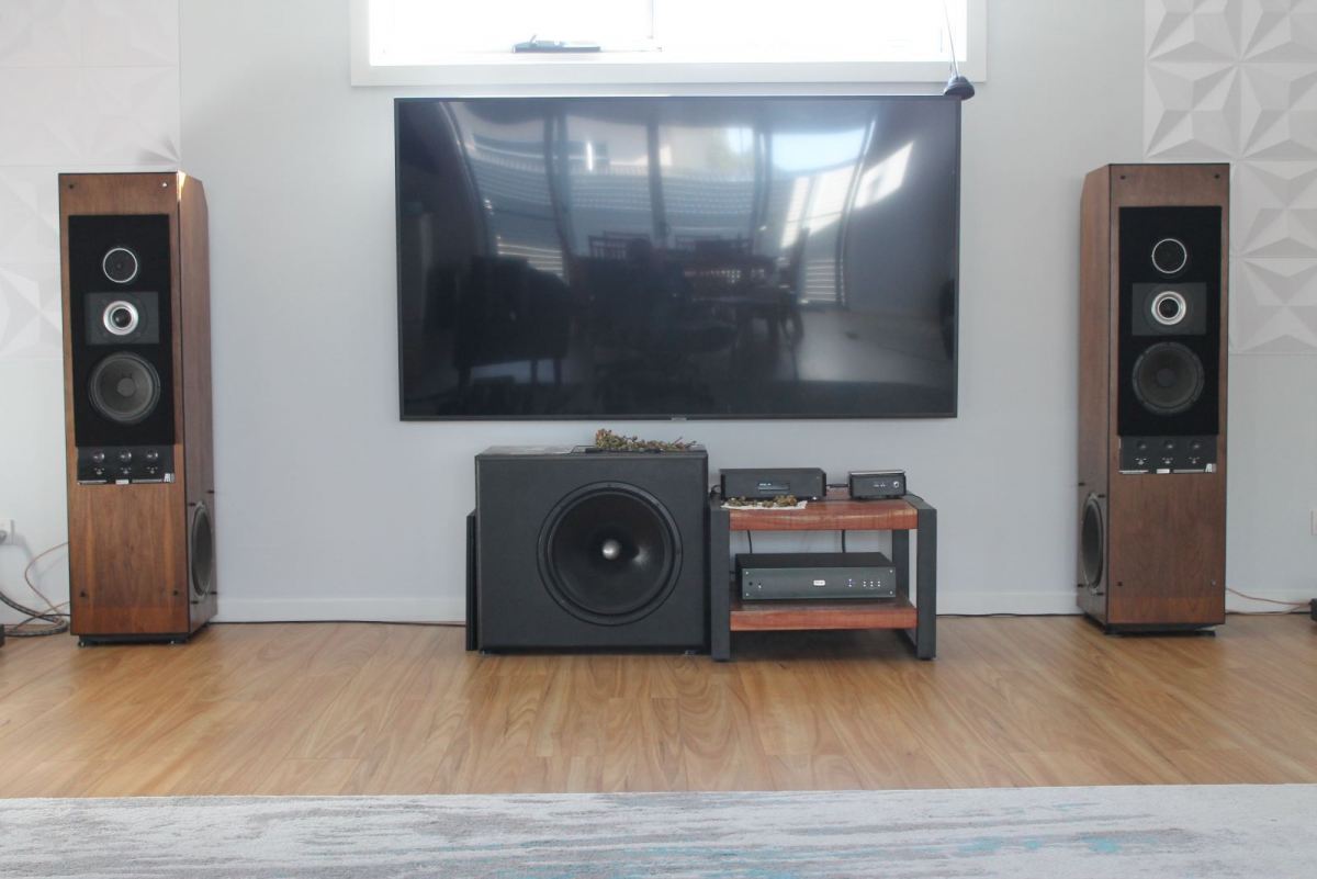 FS: Acoustic Research AR9 Speakers - Stereo, Home Cinema